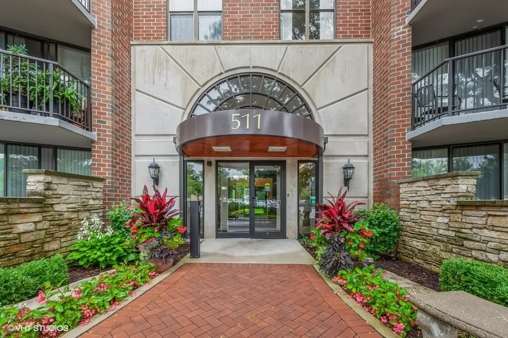 511 Aurora Avenue Naperville IL 60540