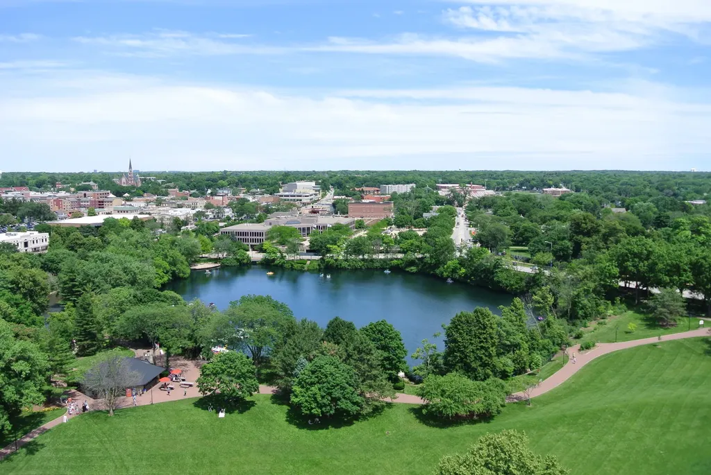 511 Aurora Avenue Naperville IL 60540
