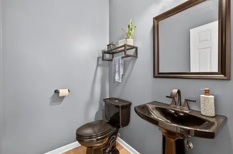 1051 West Sutton Court Palatine IL 60067