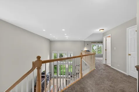 1051 West Sutton Court Palatine IL 60067