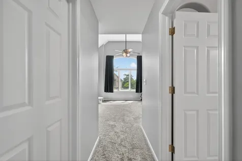 1051 West Sutton Court Palatine IL 60067