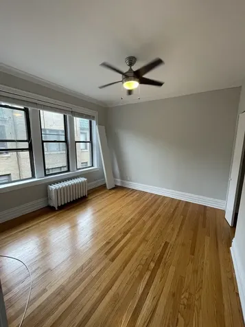 635 West Roscoe Street Chicago IL 60657