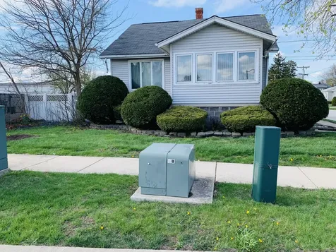 246 East 161st Place South Holland IL 60473