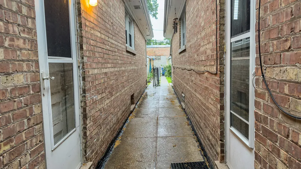 3241 North Kostner Avenue Chicago IL 60641