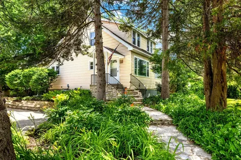 34069 North Hainesville Road Round Lake IL 60073