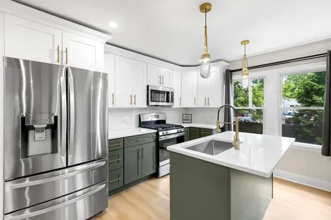 34069 North Hainesville Road Round Lake IL 60073