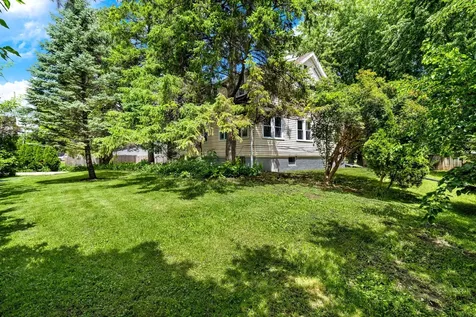 34069 North Hainesville Road Round Lake IL 60073