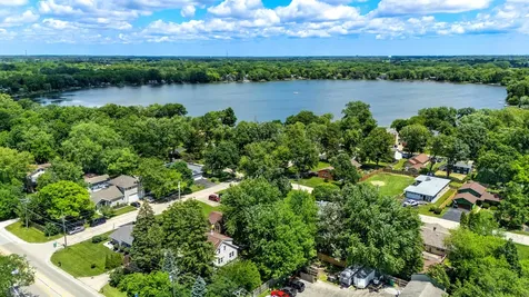 34069 North Hainesville Road Round Lake IL 60073