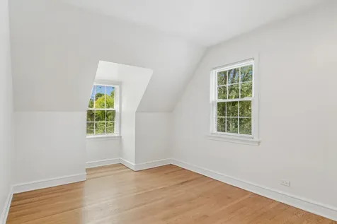 983 Harvard Court Highland Park IL 60035