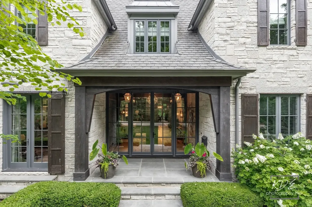 465 White Oak Drive Naperville IL 60540