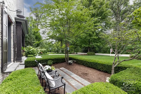 465 White Oak Drive Naperville IL 60540