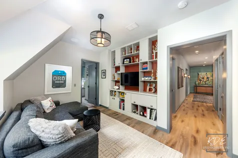 465 White Oak Drive Naperville IL 60540