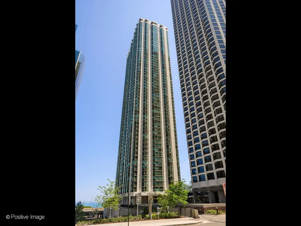 195 North Harbor Drive Chicago IL 60601