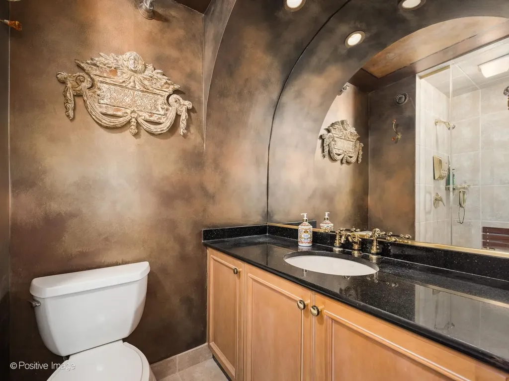 195 North Harbor Drive Chicago IL 60601