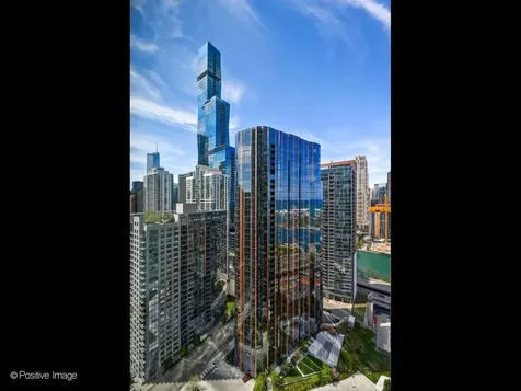 195 North Harbor Drive Chicago IL 60601