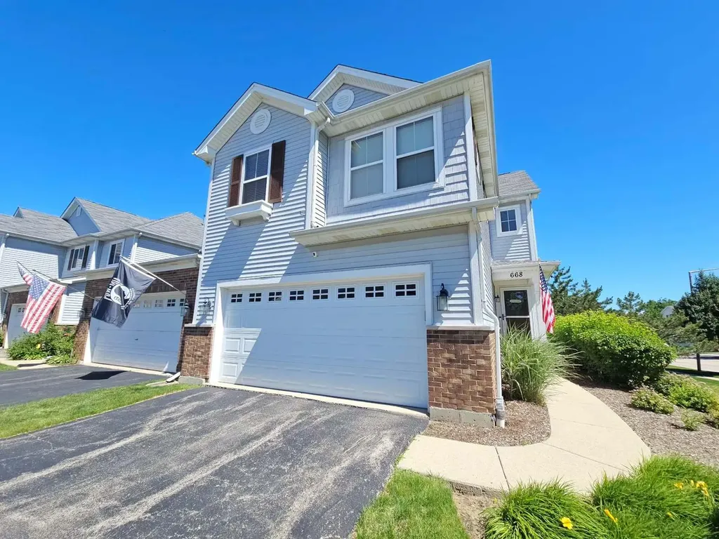 668 Acadia Circle Crystal Lake IL 60014