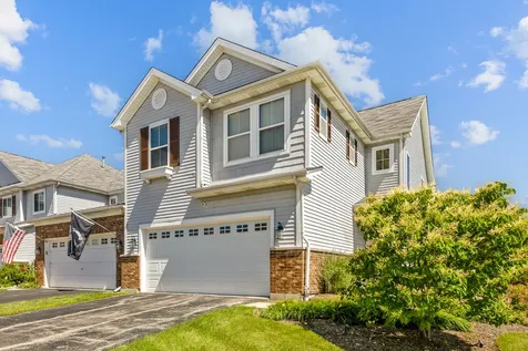 668 Acadia Circle Crystal Lake IL 60014