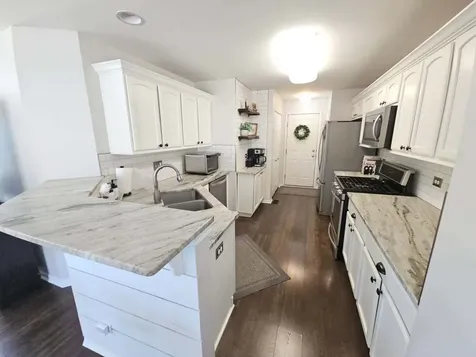 668 Acadia Circle Crystal Lake IL 60014
