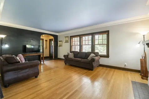 816 Paris Avenue Rockford IL 61107
