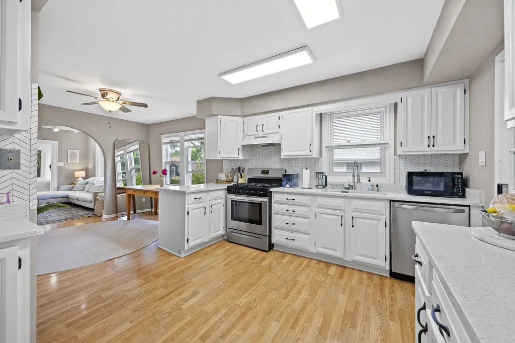 548 Prairie Avenue Downers Grove IL 60515