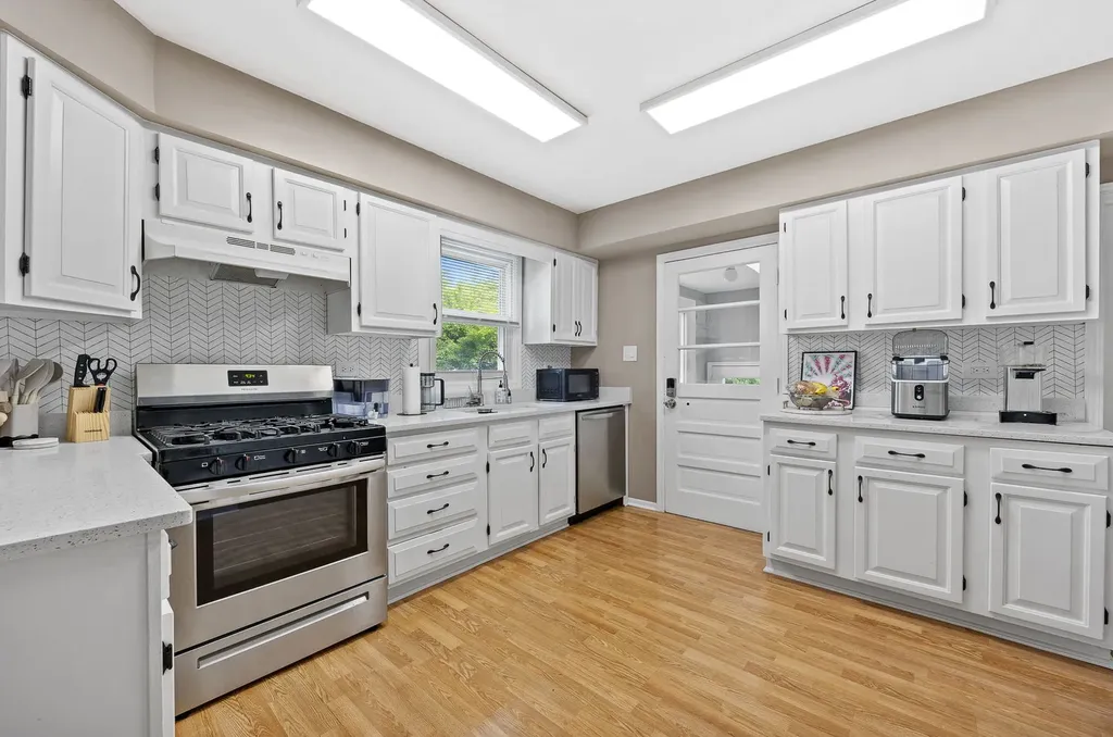 548 Prairie Avenue Downers Grove IL 60515