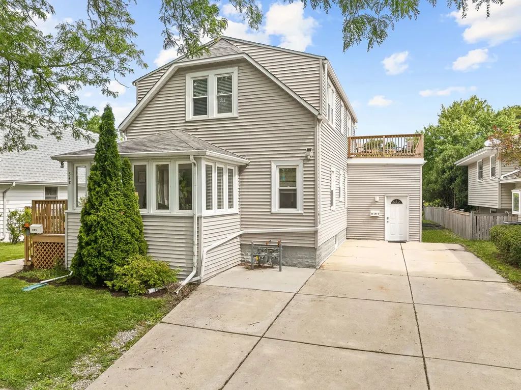 548 Prairie Avenue Downers Grove IL 60515