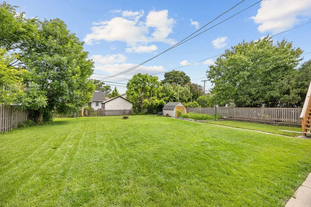 548 Prairie Avenue Downers Grove IL 60515
