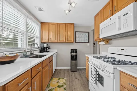 548 Prairie Avenue Downers Grove IL 60515