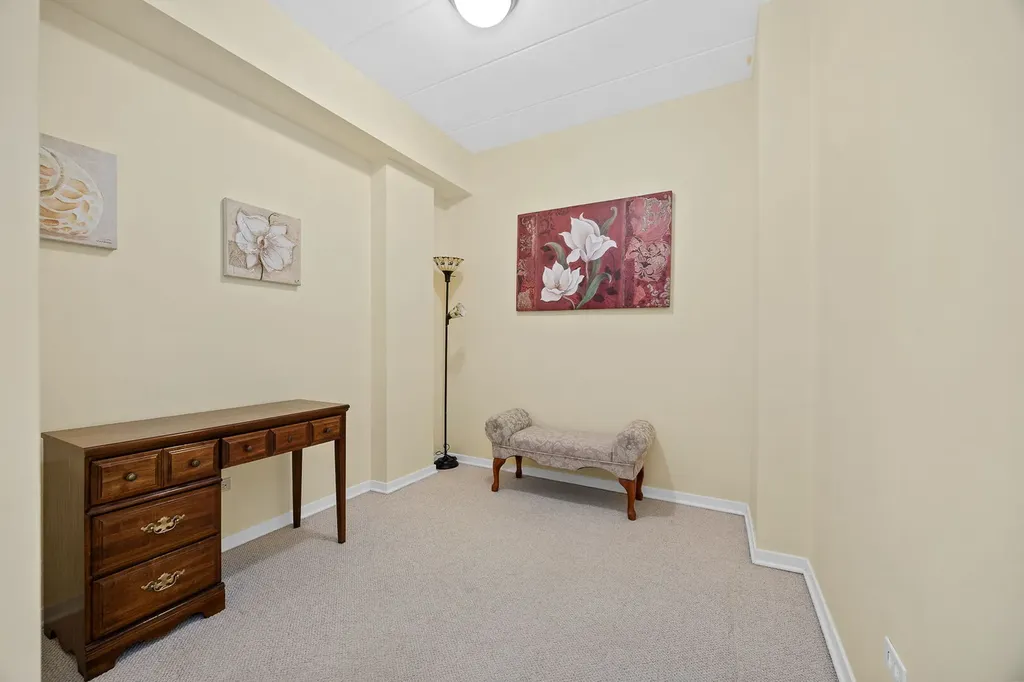 974 West 35th Place Chicago IL 60609