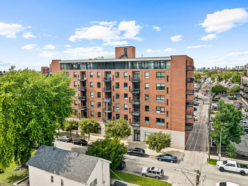 974 West 35th Place Chicago IL 60609