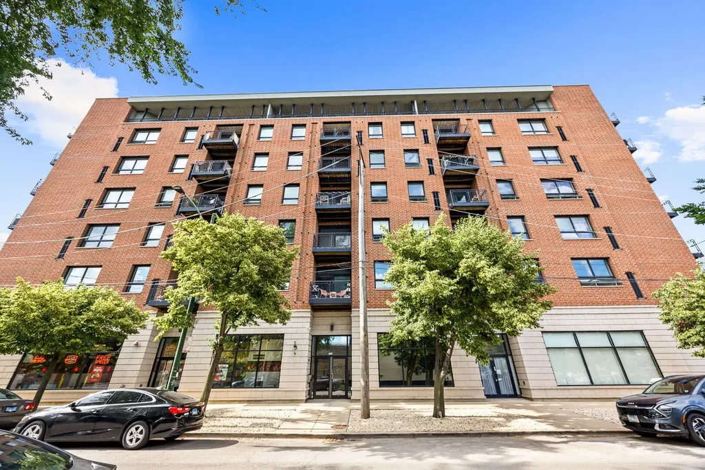 974 West 35th Place Chicago IL 60609