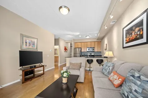 974 West 35th Place Chicago IL 60609