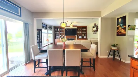 40W216 Chapman Court Geneva IL 60134