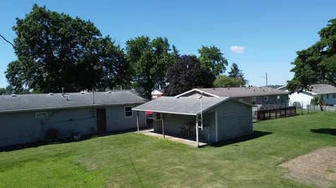 625 West Blue Street Sheldon IL 60966