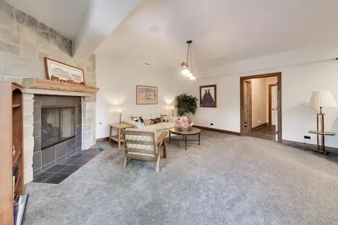 1106 Astor Place Glencoe IL 60022