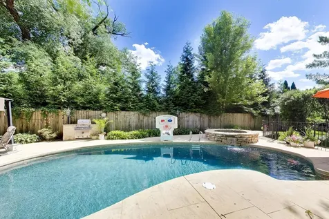 1106 Astor Place Glencoe IL 60022