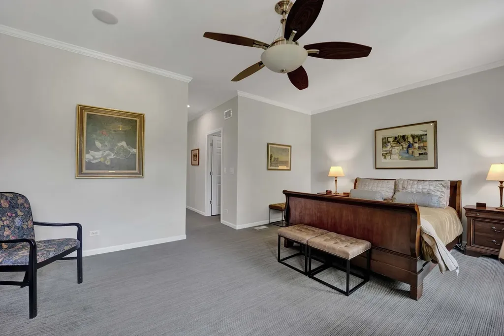 1727 West Peterson Avenue Chicago IL 60660