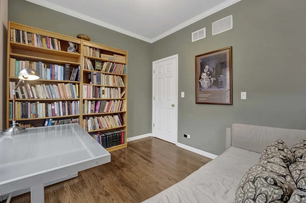 1727 West Peterson Avenue Chicago IL 60660