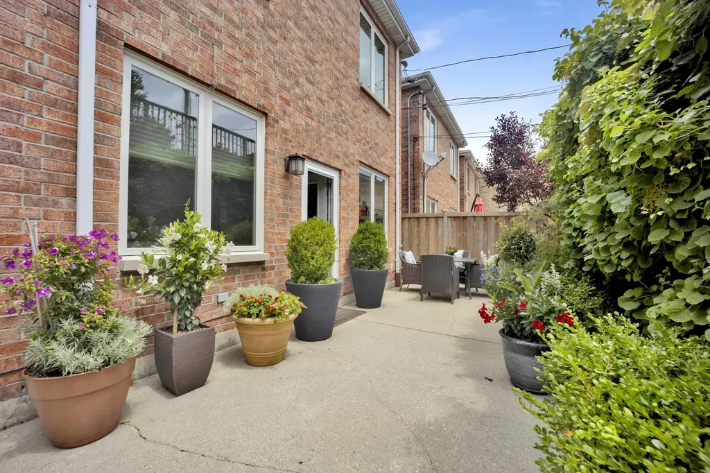 1727 West Peterson Avenue Chicago IL 60660