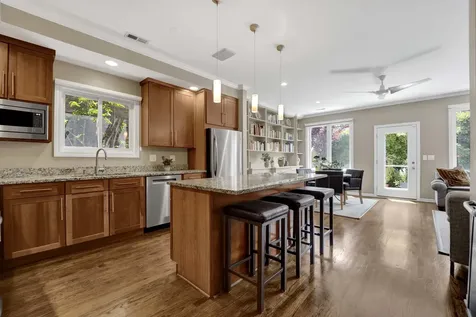 1727 West Peterson Avenue Chicago IL 60660