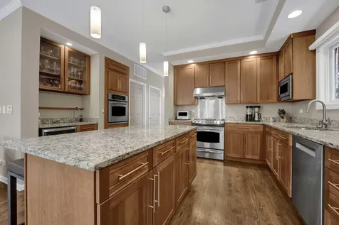 1727 West Peterson Avenue Chicago IL 60660