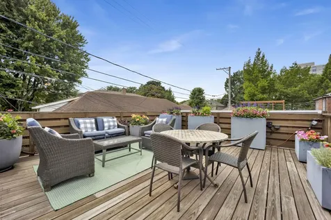 1727 West Peterson Avenue Chicago IL 60660