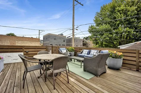 1727 West Peterson Avenue Chicago IL 60660