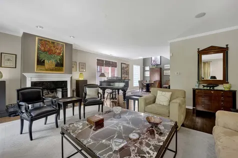 1727 West Peterson Avenue Chicago IL 60660