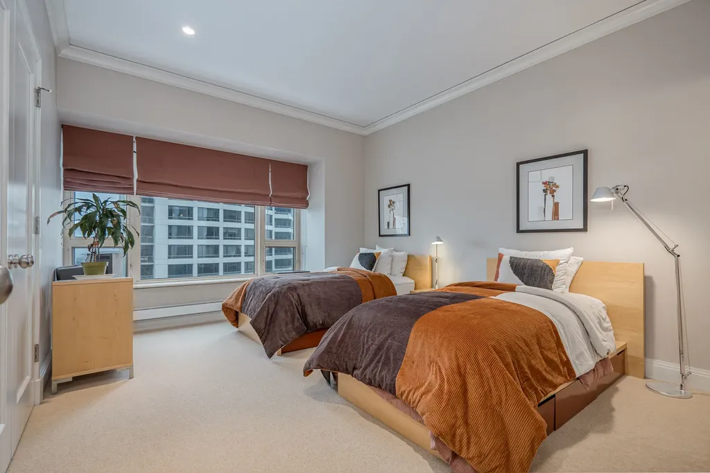 800 North Michigan Avenue Chicago IL 60611