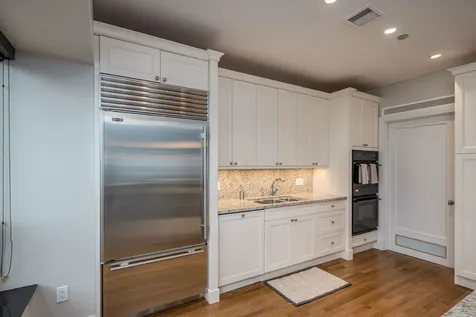 800 North Michigan Avenue Chicago IL 60611