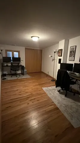 865 West Buckingham Place Chicago IL 60657
