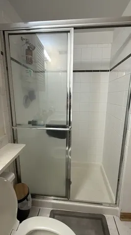 865 West Buckingham Place Chicago IL 60657