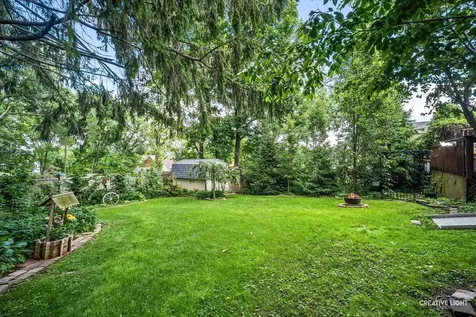 36 Mosedale Street St. Charles IL 60174