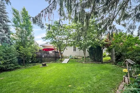 36 Mosedale Street St. Charles IL 60174